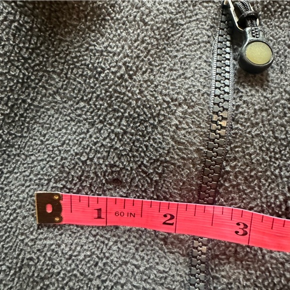 Patagonia Men’s Radiant Jacket medium Gray Full Zip Fleece polartec Casual - Picture 11 of 11